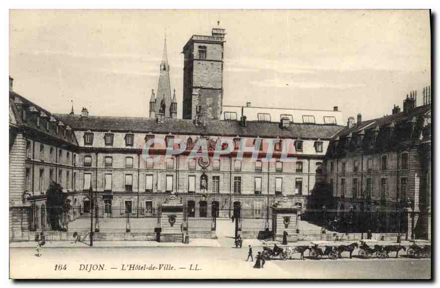 CPA Dijon l'hotel de ville 