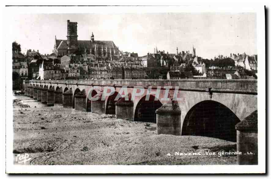CPA Nevers vue generale 