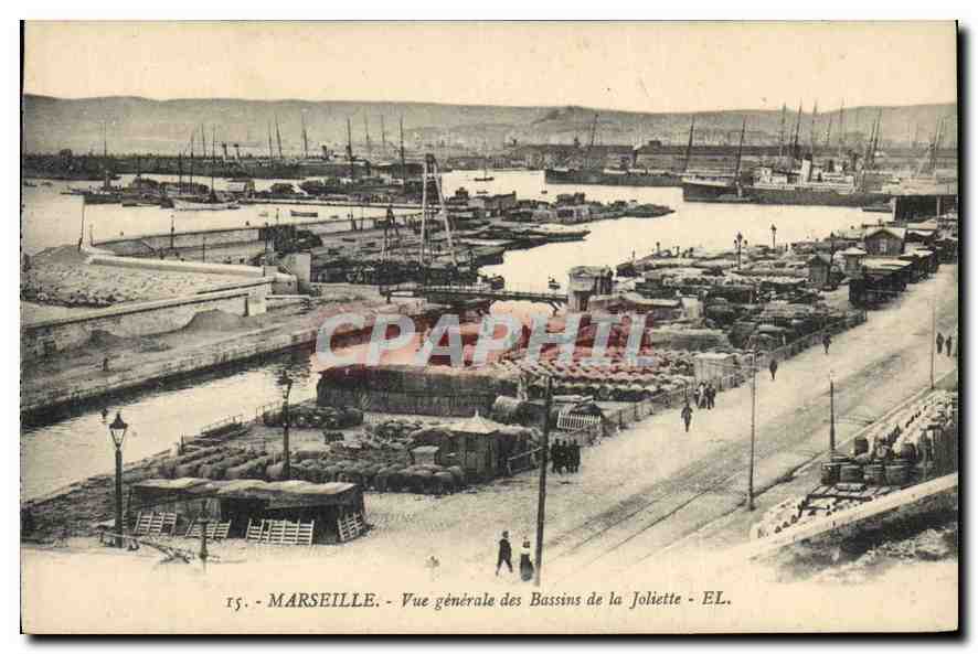 CPA Marseille vue generale des Bassins de la Joliette 