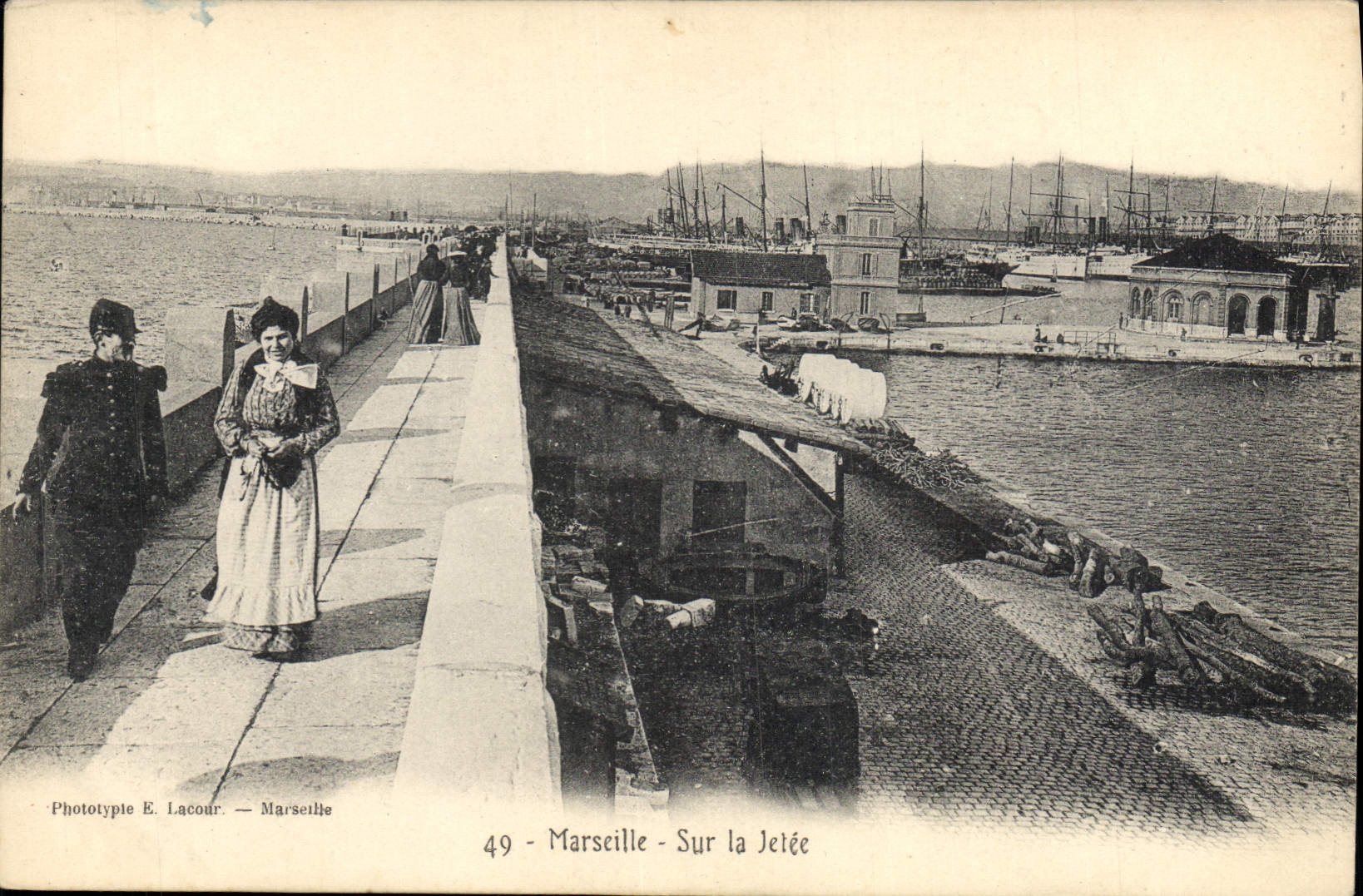 Marseille — Sur la Jetée — Phototype E. Lacour — n°49 - Anverso