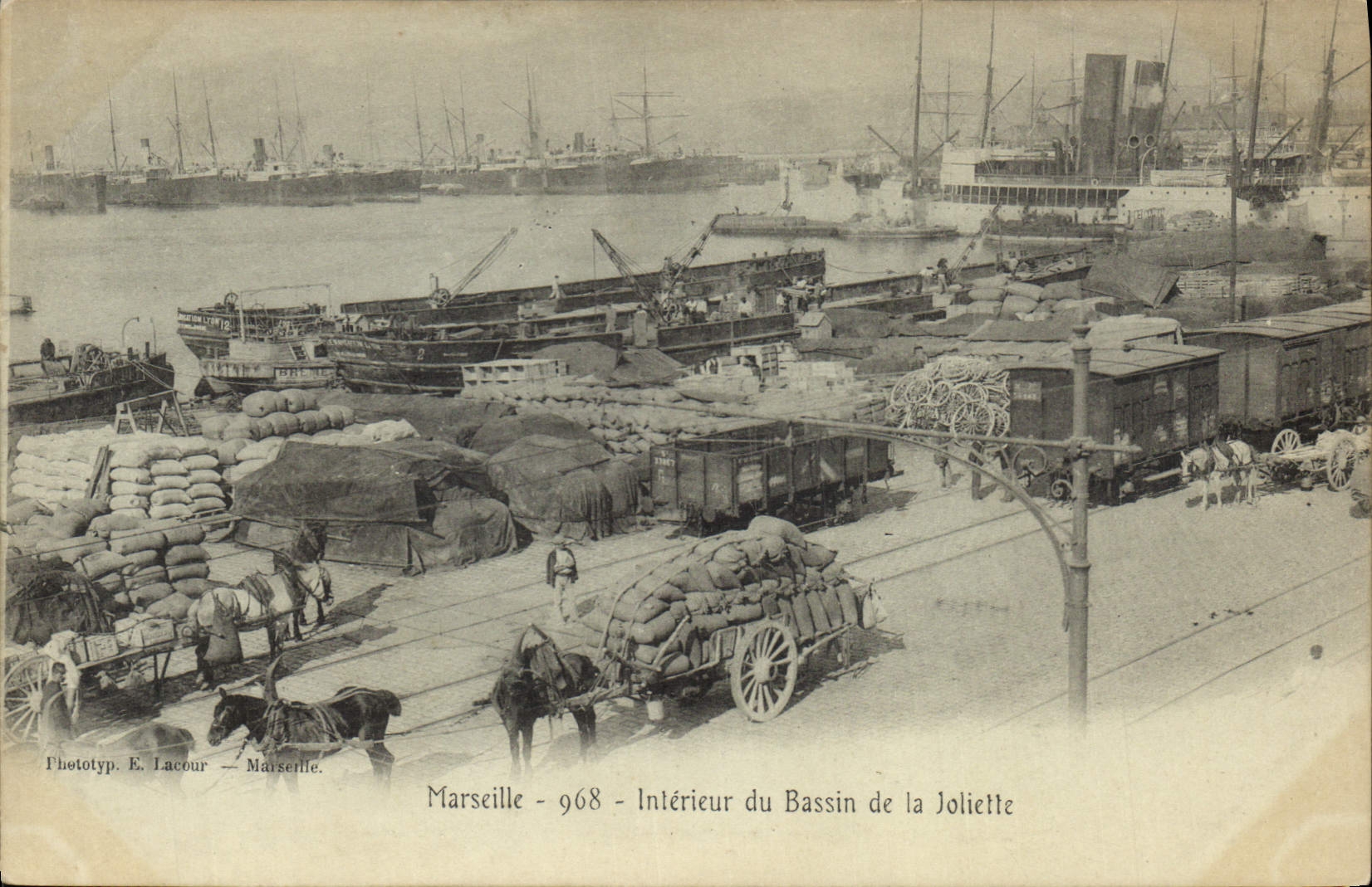 Marseille - Intérieur du Bassin de la Joliette — Phototyp. E. Lacour — n° 968