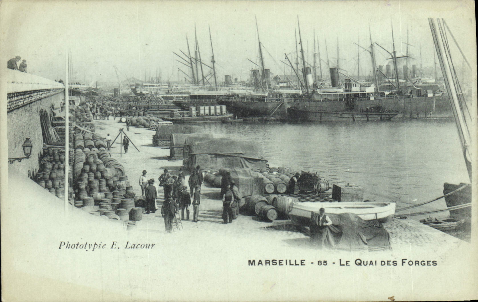 Marseille - 85 - Le Quai des Forges — Phototypie E. Lacour