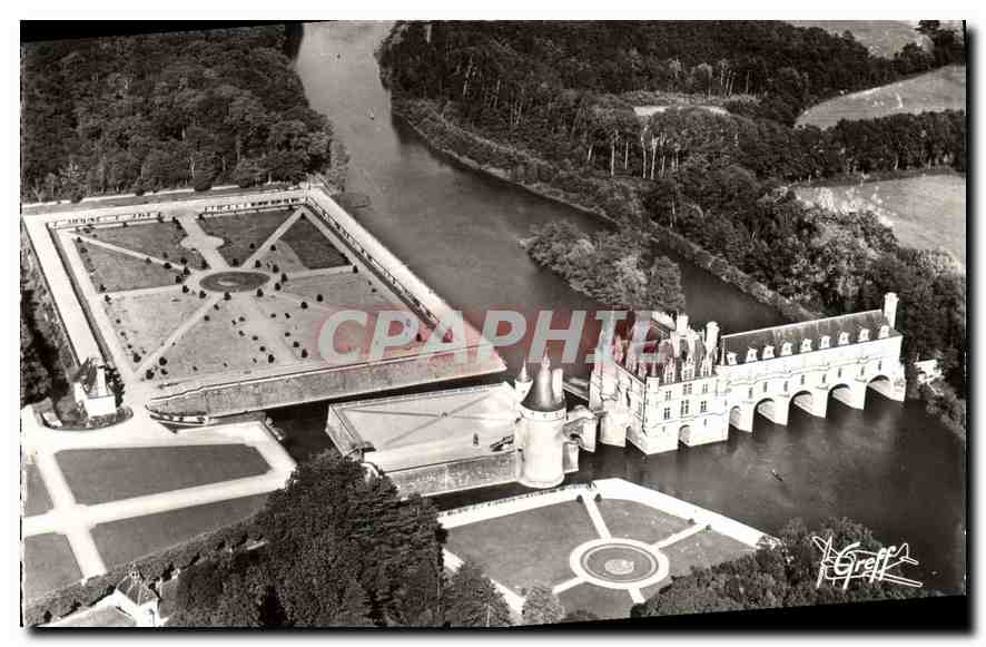 CPA En Touraine Chenonceau Indre et loire vue aerienne ensemble du chateau et des jardins et Vallee 