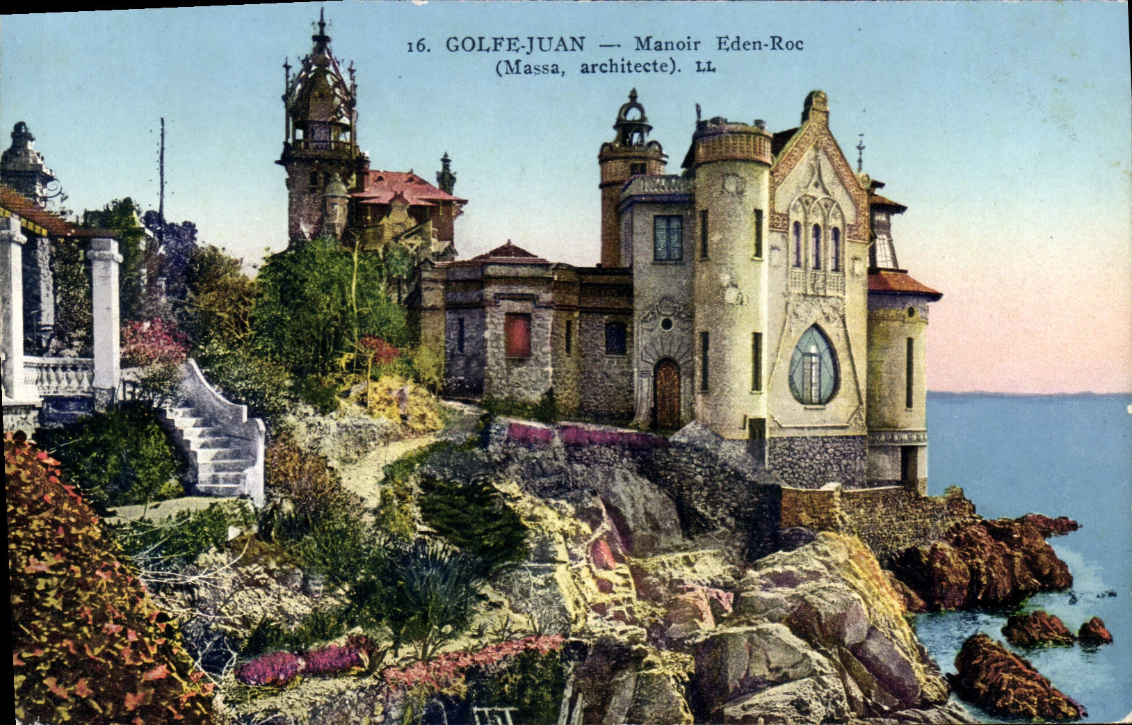 Golfe-Juan — Manoir Eden-Roc (Massa, architecte). LL
