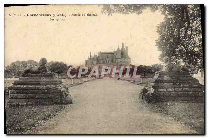 CPA Chenonceaux I et L Entree du chateau Les sphinx 