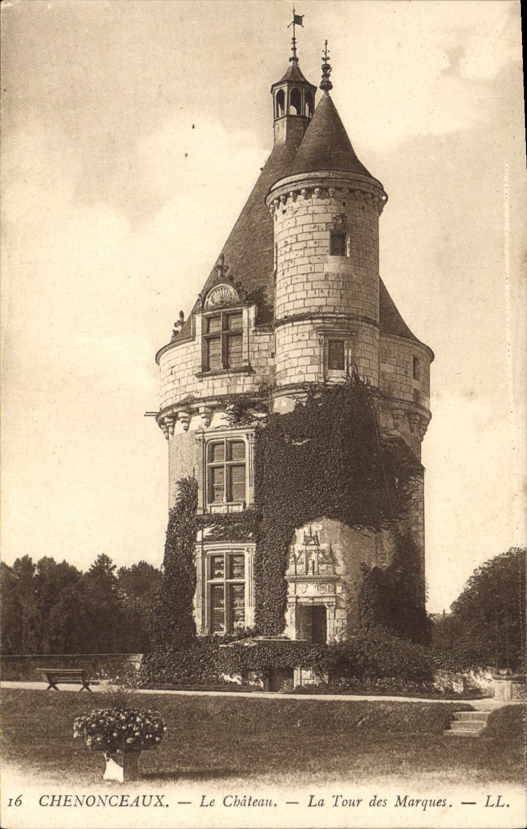 CPA Chenonceaux Le Chateau la tour des Marques 