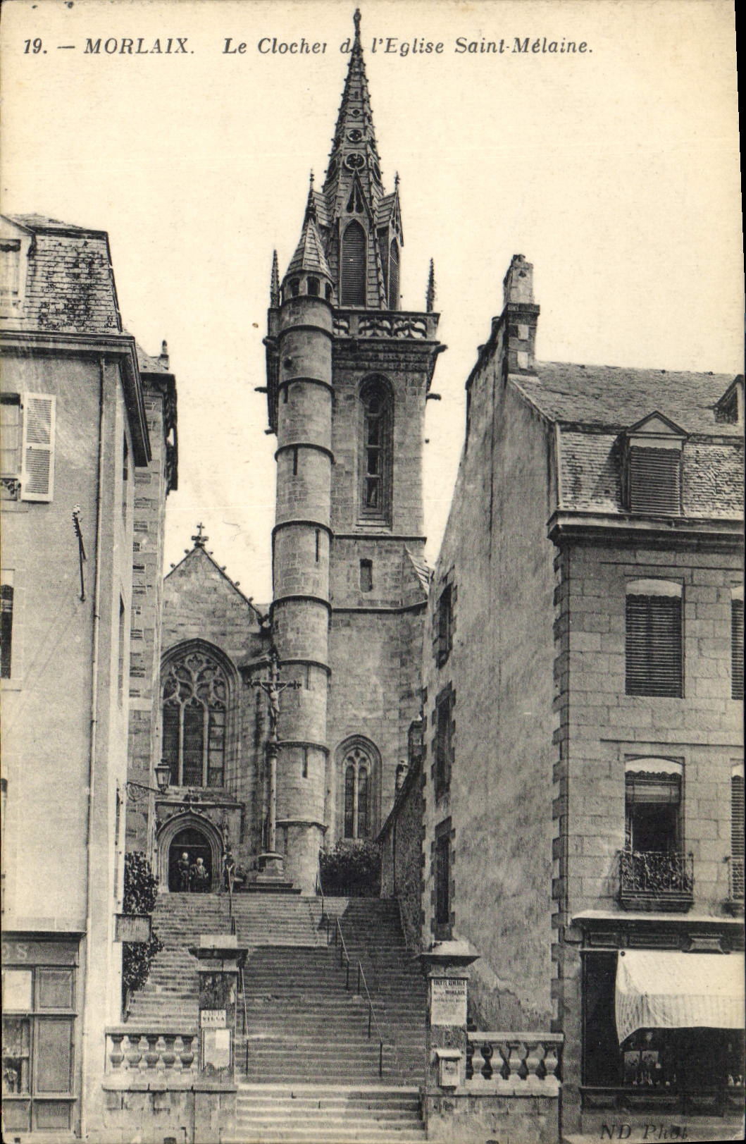 CPA Morlaix le Clocher de l'Eglise St Melaine 