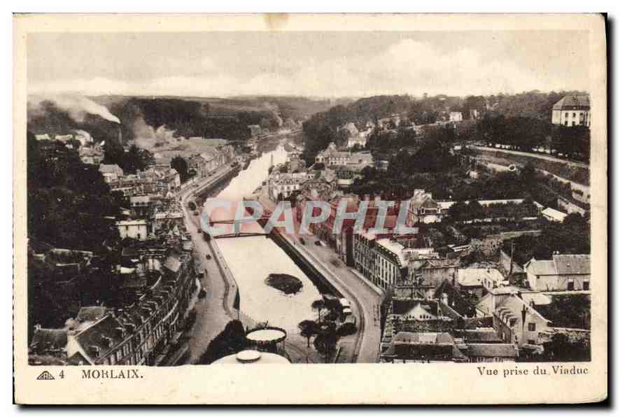 CPA Morlaix Vue prise du Viaduc 