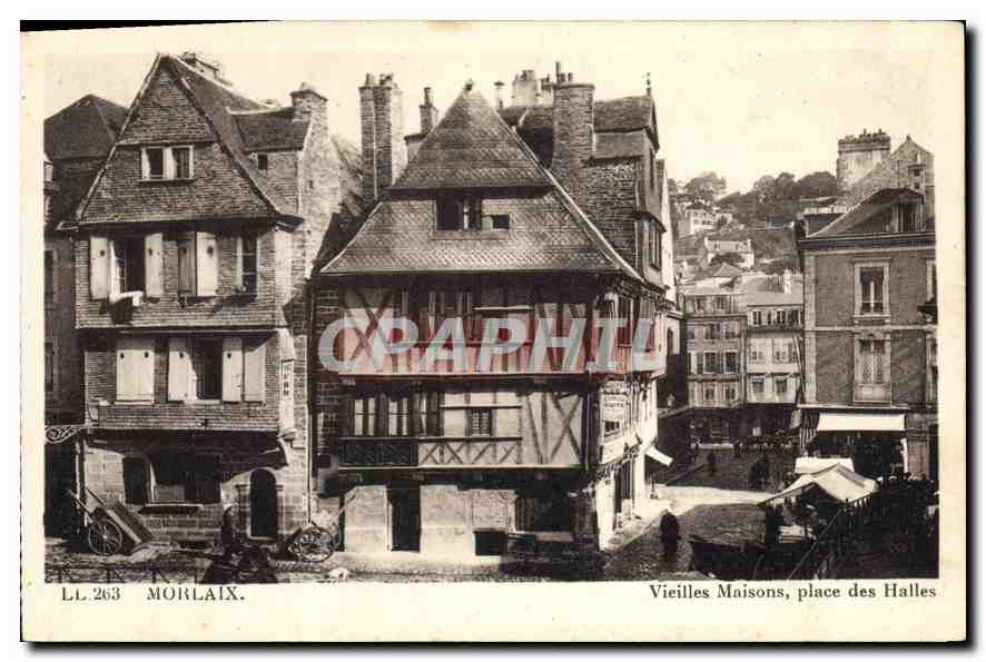 CPA Morlaix Vieilles Maisons Place des Halles 