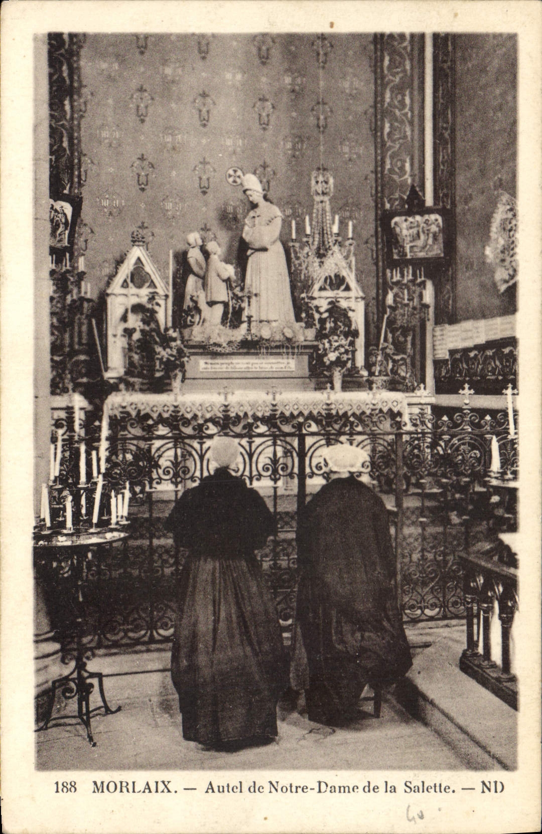 CPA Morlaix Autel de Notre Dame de la Salette 