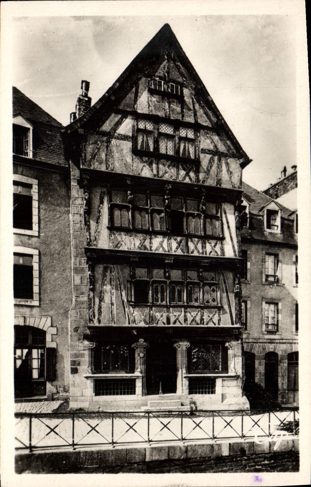 CPA Morlaix Maison de la Reine Anne 