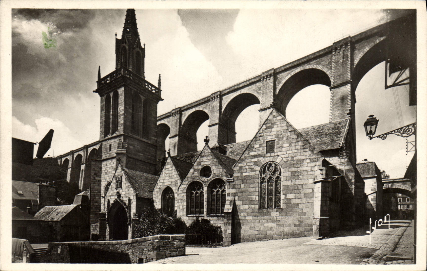 CPA Morlaix Finistere l'Eglise St Melaine 
