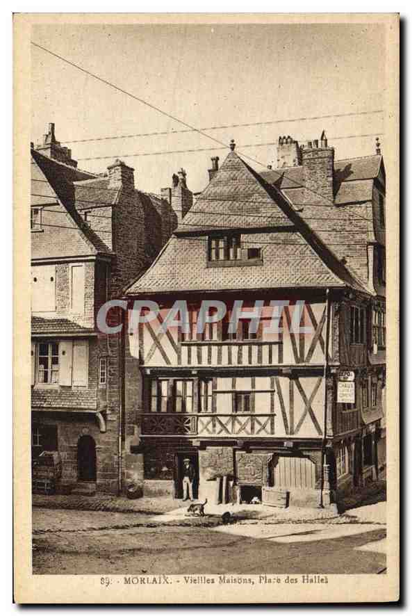 CPA Morlaix Vielles Maisons Place des Halles 