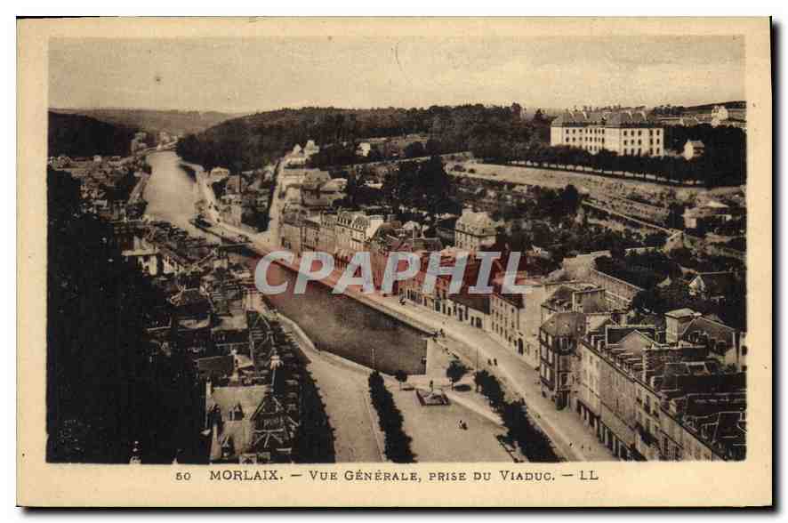 CPA Morlaix Vue generale prise du Viaduc 