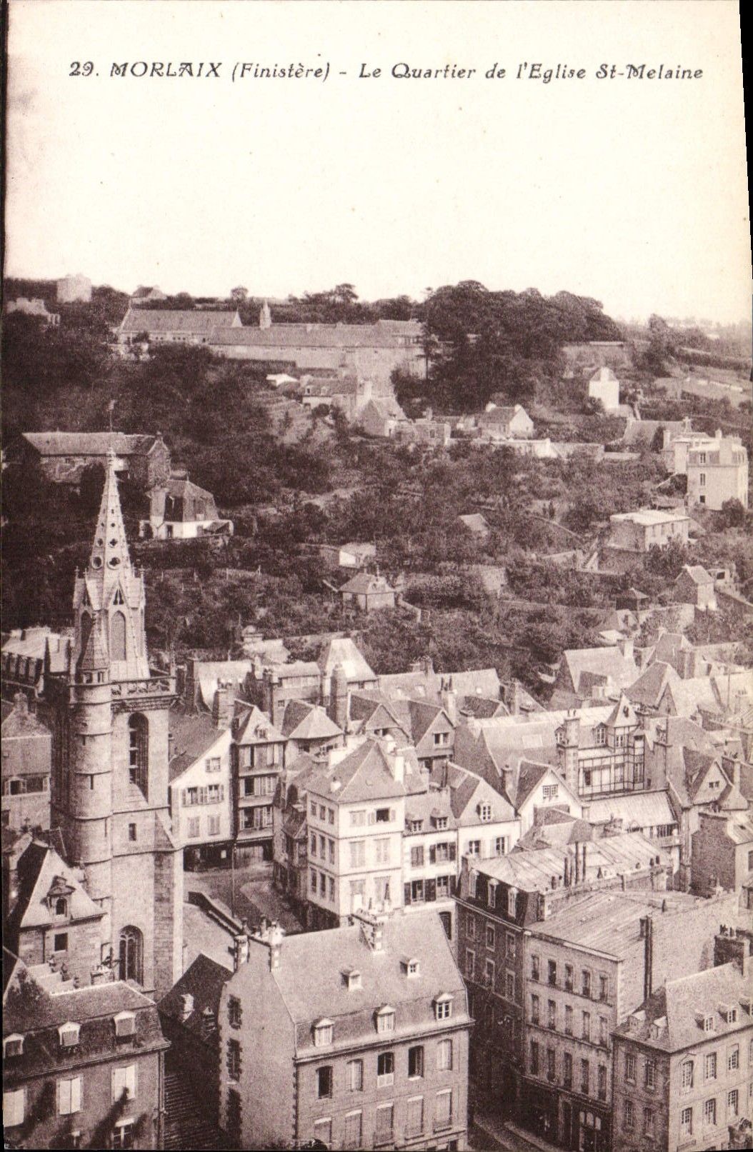 CPA Morlaix Finistere Le Quartier de l'Eglise St Melaine 