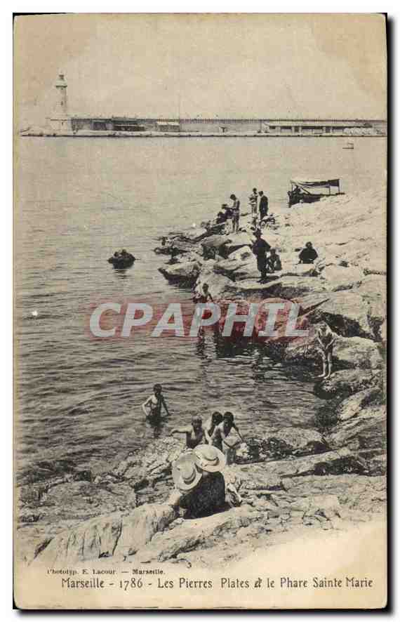CPA Marseille Les Pierres Plates et le Phare Sainte Marie 