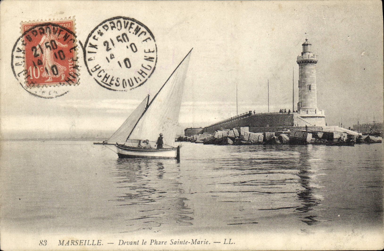 CPA Marseille Le Phare Ste Marie 