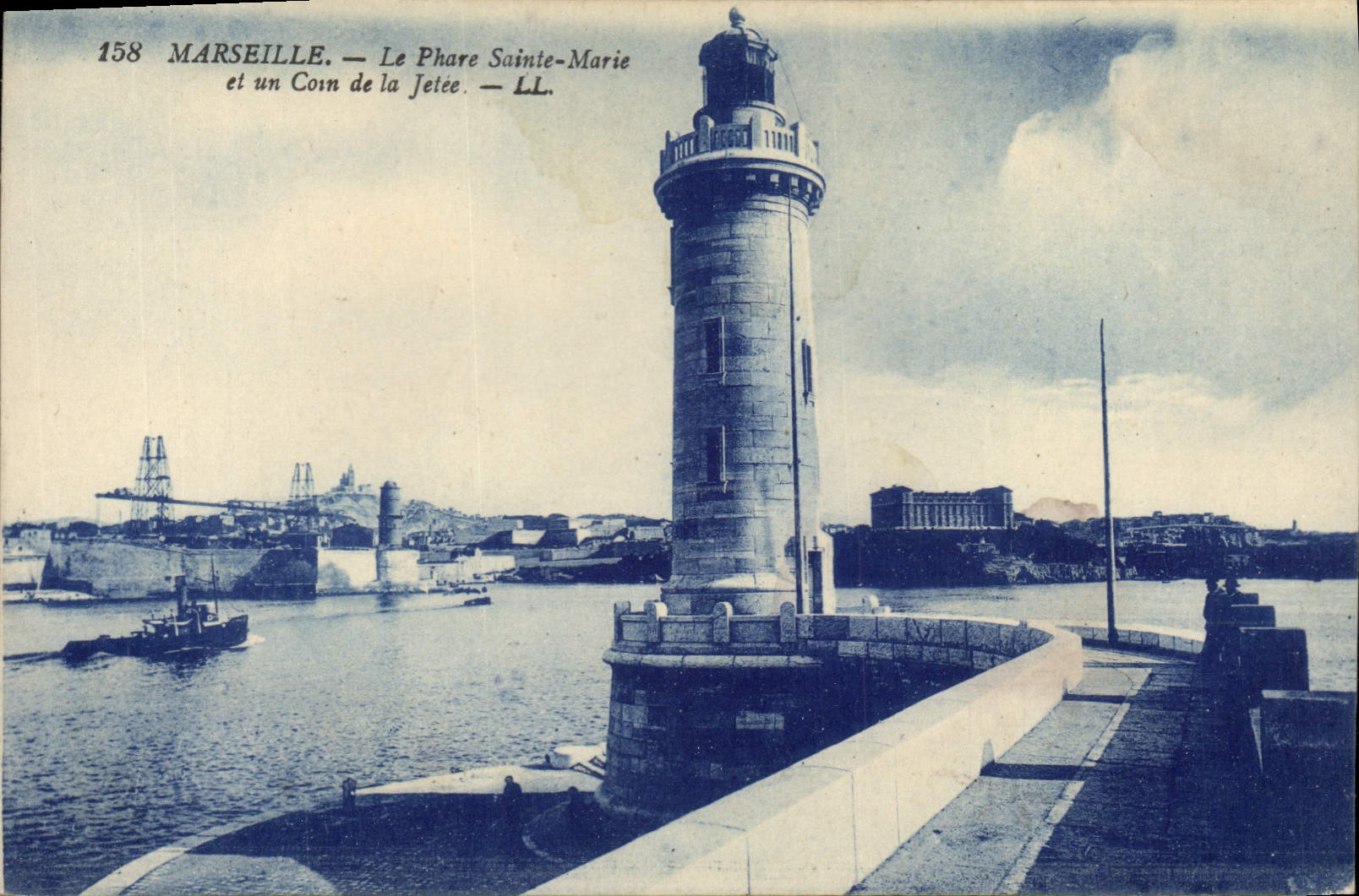 Marseille — Le Phare Sainte-Marie et un Coin de la Jetée — LL, n°158