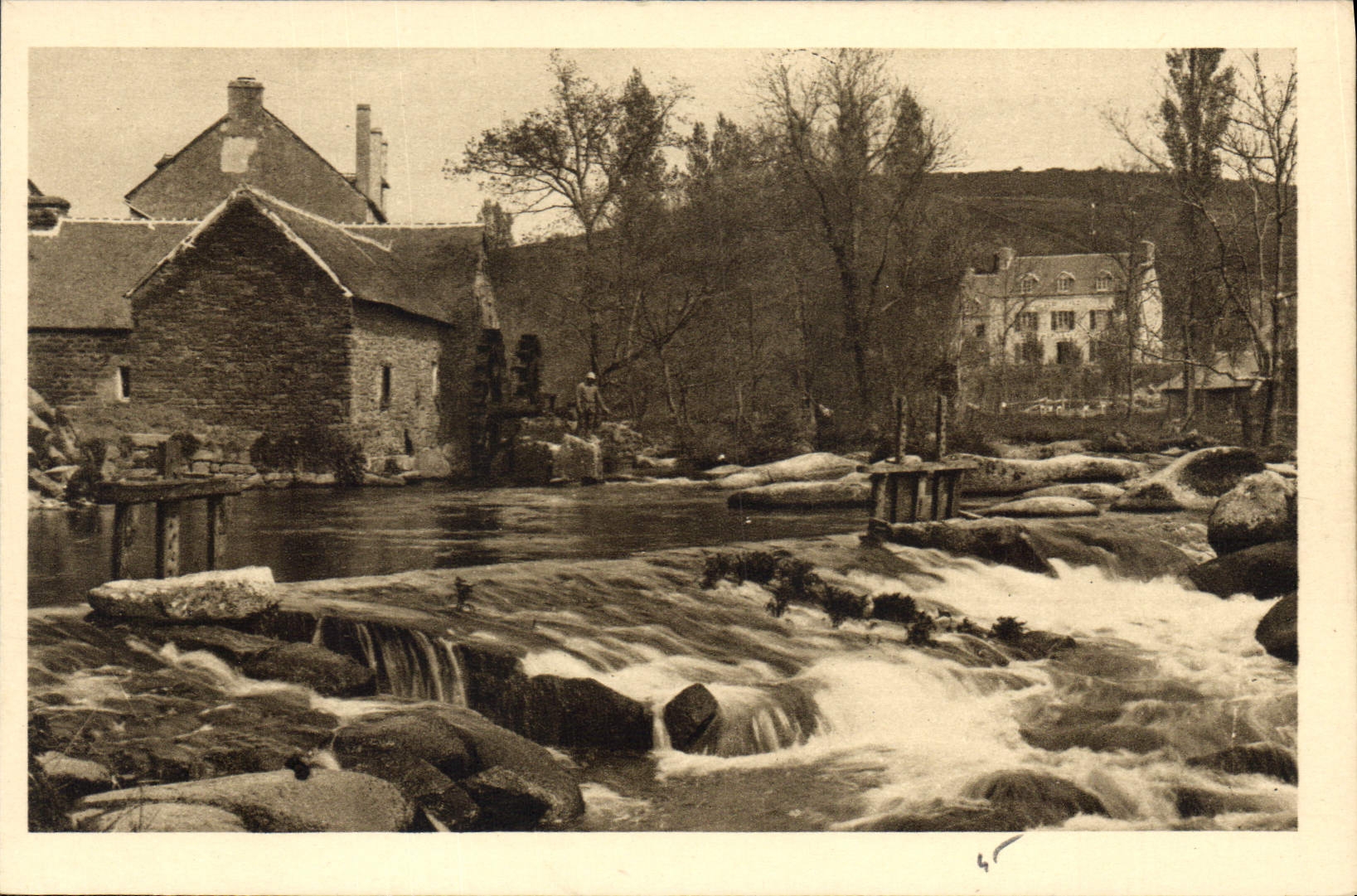 CPA Pont Aven les Moulins 