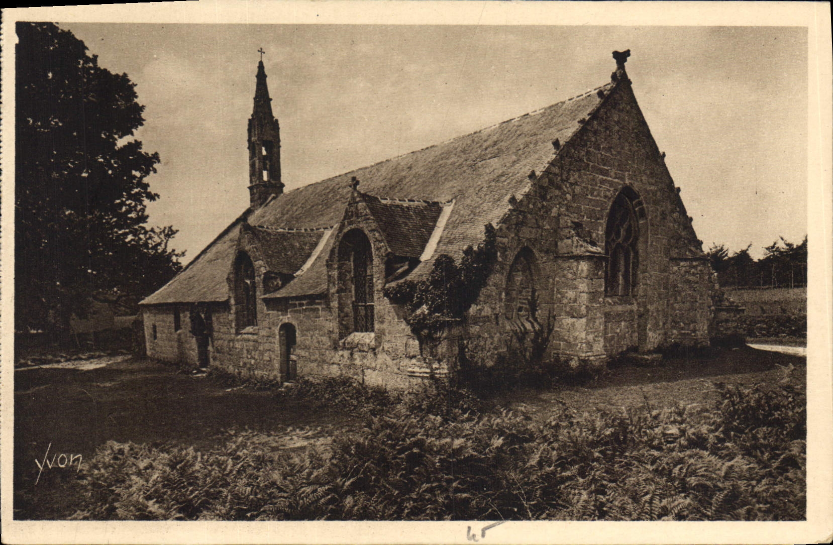CPA Bretagne Pont Aven Finistere La Chapelle Tremalo au Bois d'Amour 