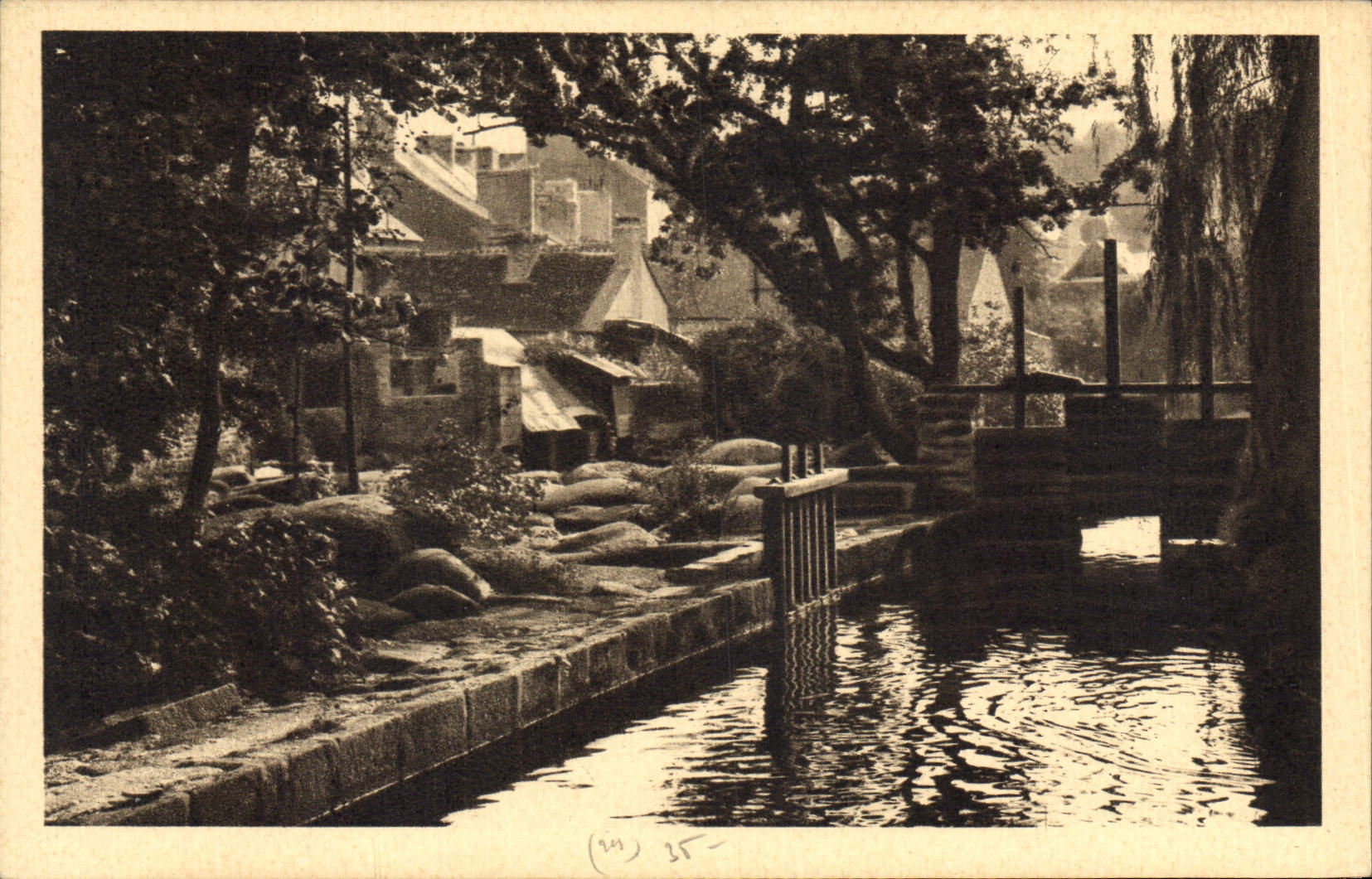 CPA Pont Aven Le chaos 