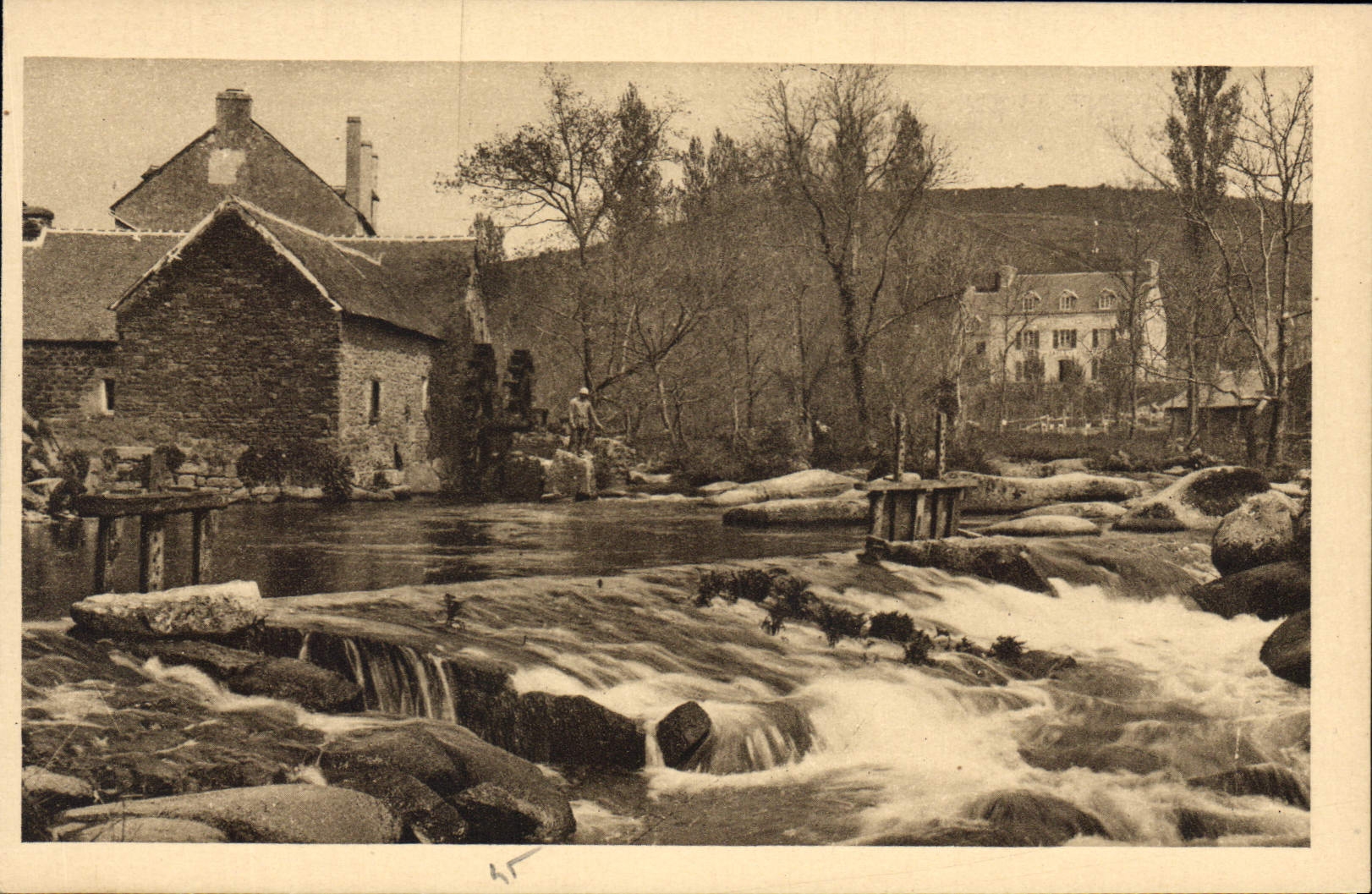 CPA Pont Aven Les Moulins 