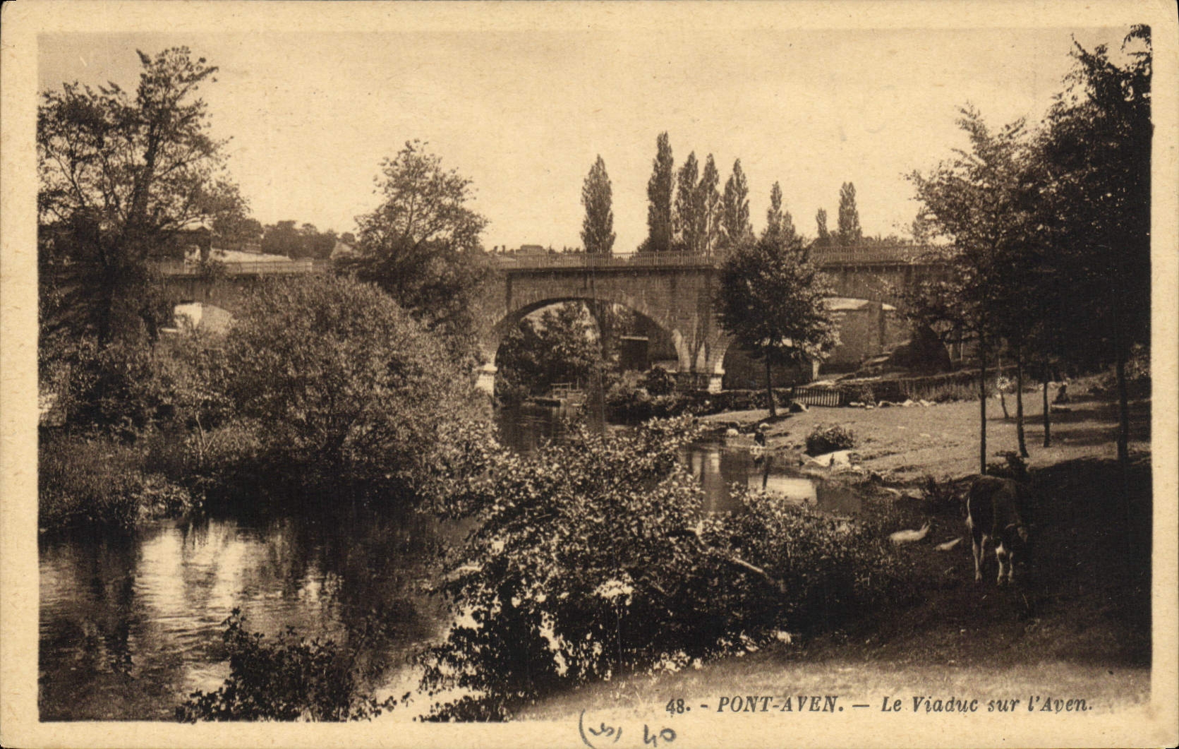 CPA Pont Aven Le Viadue sur l'Aven 