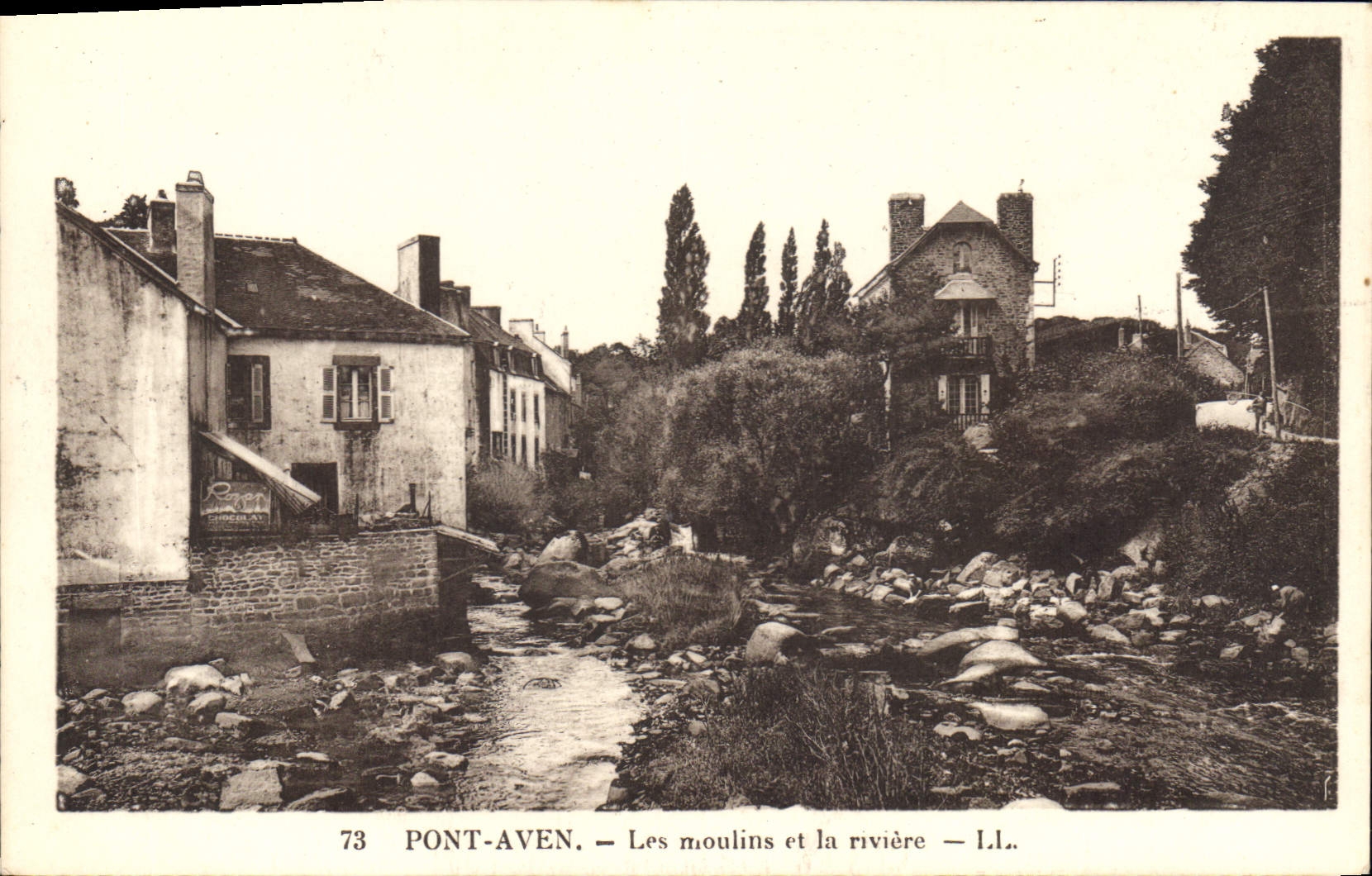 CPA Pont Aven Les moulins et la riviere 