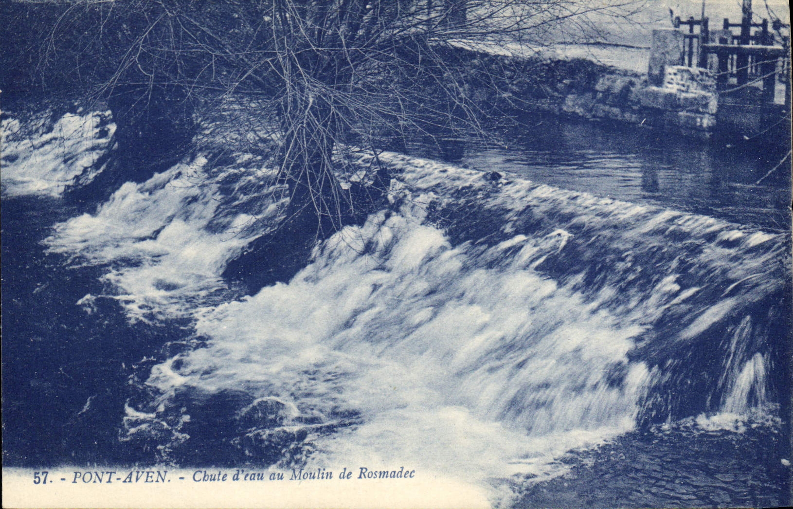 CPA Pont Aven Chute d'eau au Moulin de Rosmadee 