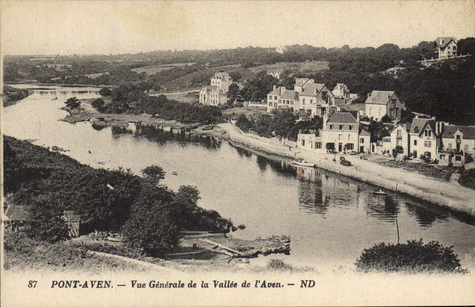 CPA Pont Aven Vue Generale de la Vallee de l'Aven 