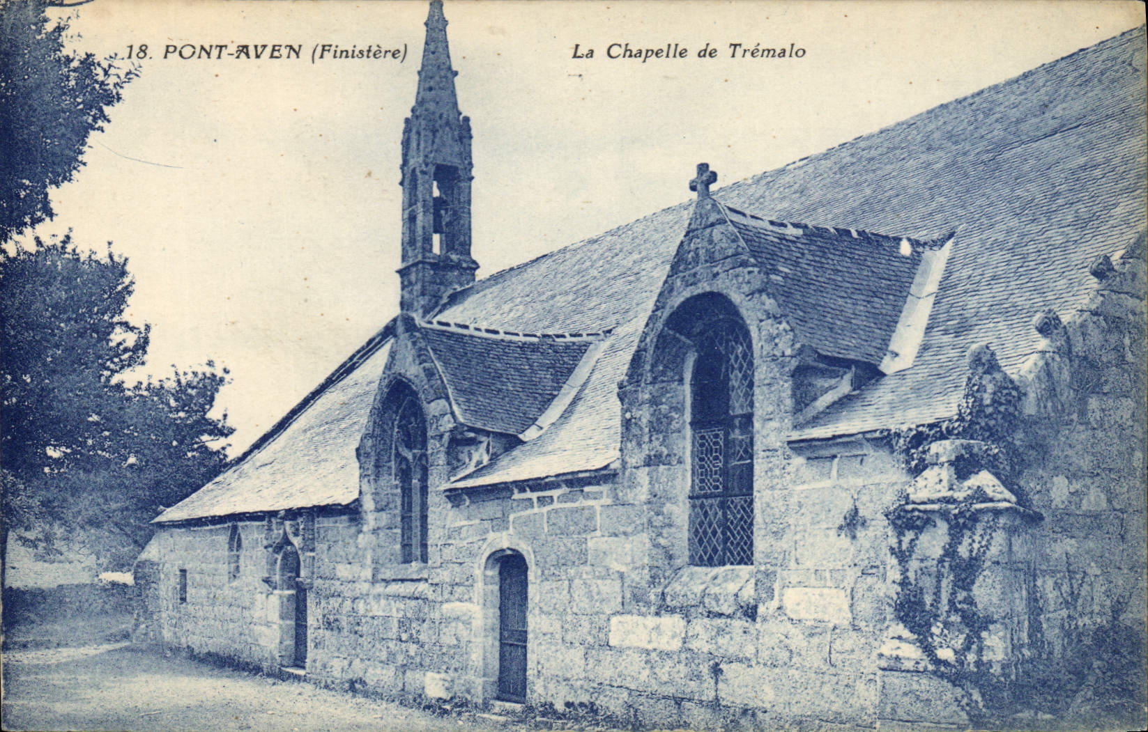 CPA Pont Aven Finistere La Chapelle de Tremalo 