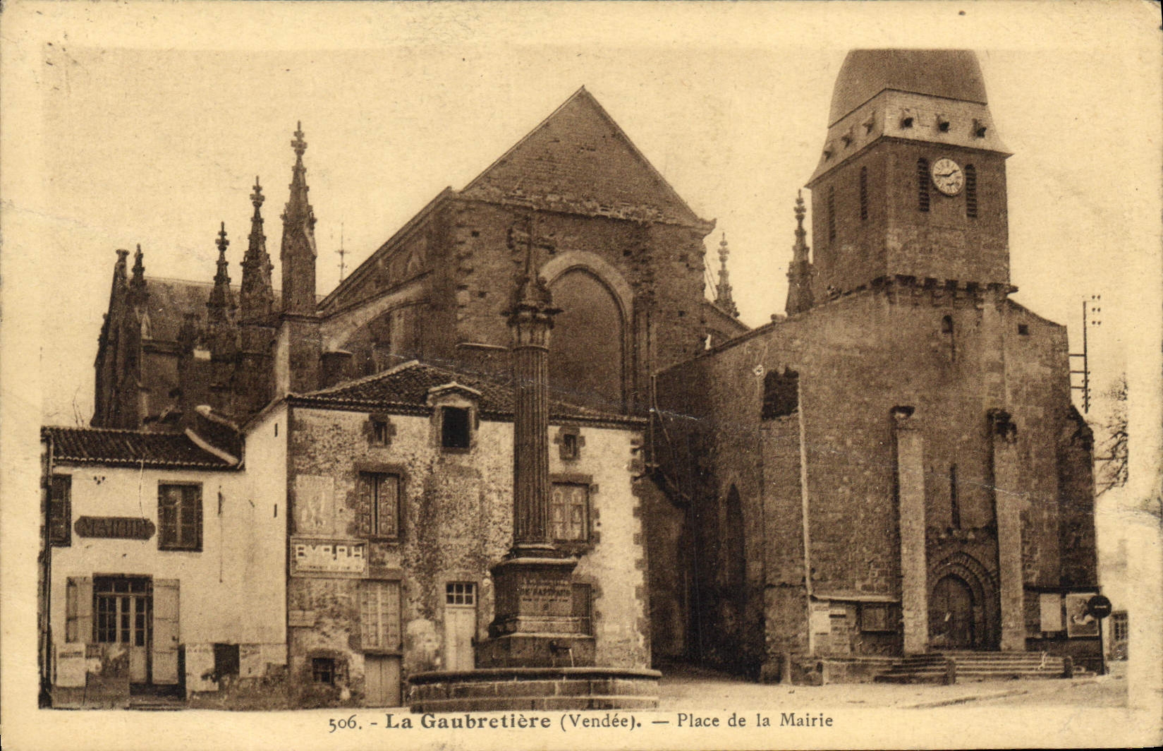 CPA La Gaubretiere Vendee place de la Mairie 