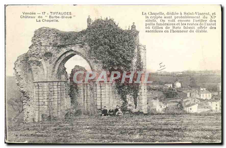 Tiffauges — Schloss "Barbe-Bleue" und die Kapelle — La Nouvelle, Frankreich