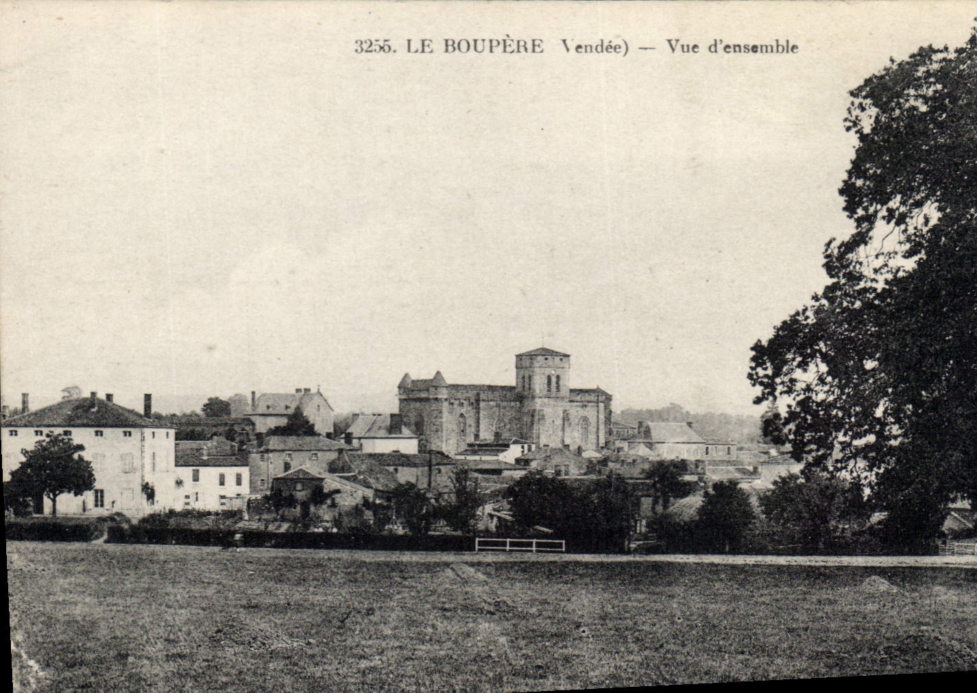 Le Boupère (Vendée) — Vue d'ensemble — éditeur anonyme, n° 3255