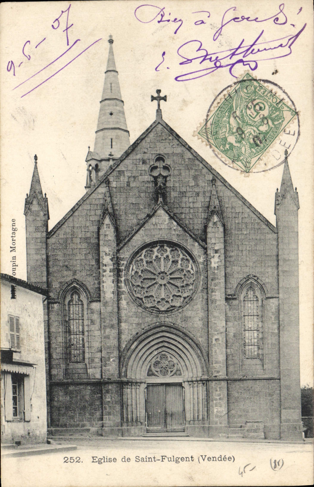 Église de Saint-Fulgent (Vendée) — vue de façade — éditeur Goupin Mortagne, n° 252