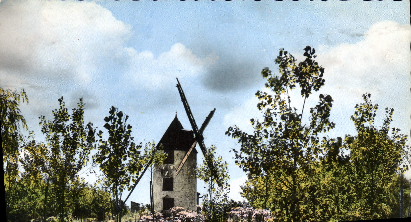 Le Vieux Moulin — Monts, En Vendée — CI. Les Arts Photogéniques