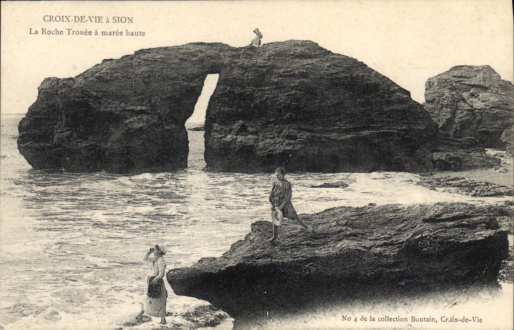 Croix-de-Vie à Sion — La Roche Trouée à marée haute — No 4 de la collection Boutain