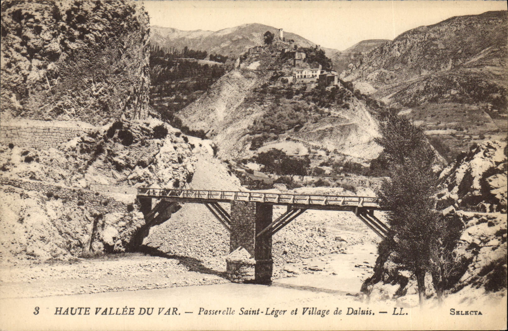Hohe Tal des Var — Brücke Saint-Léger und Dorf Daluis — LL. — Selecta