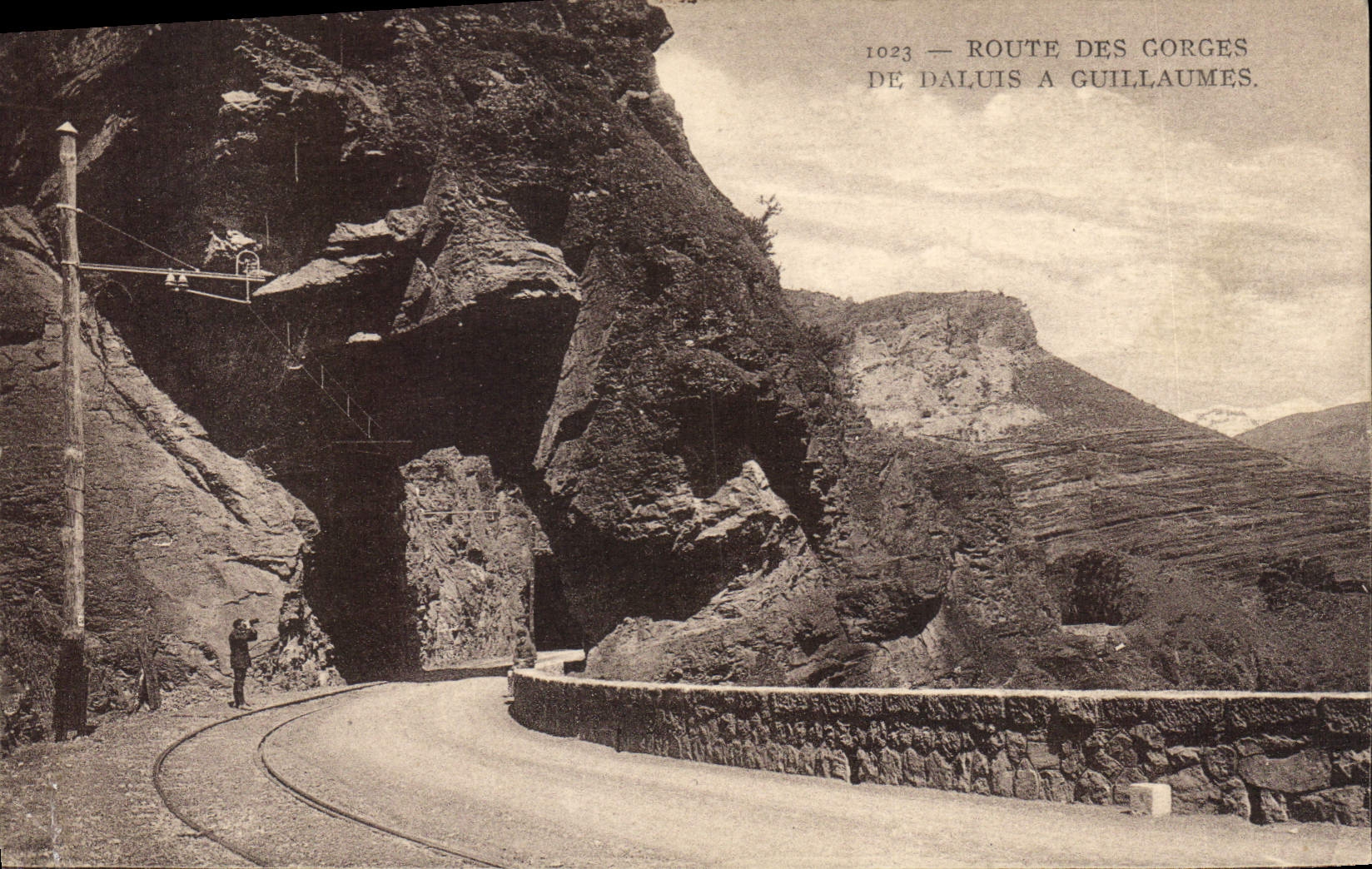Route des Gorges de Daluis à Guillamumes — 1023 — Éditeur Cotton Julien, Daluis