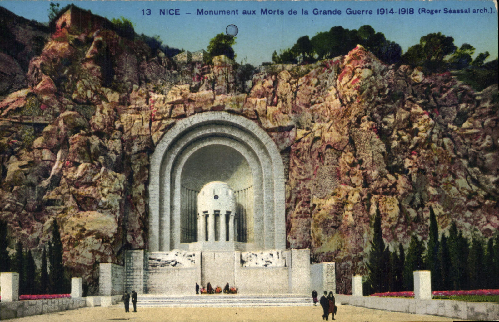 CPA Nice Monument aux Moris de la Grande Guerre 