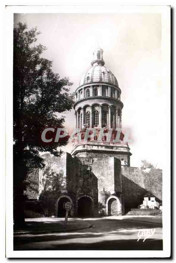 CPA Boulogne La Chathedrale et porte des Calais 