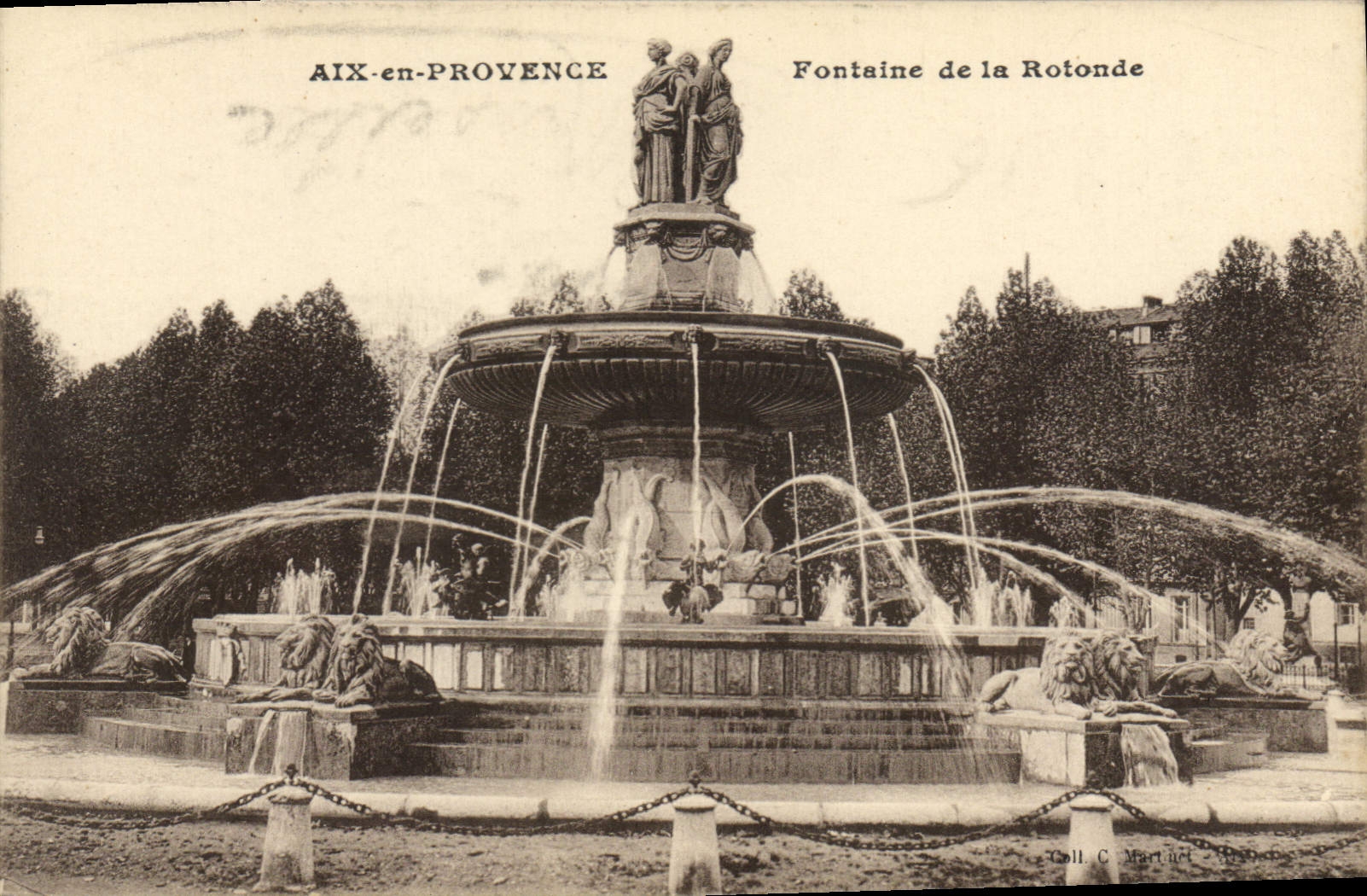 AIX-en-PROVENCE — Fontaine de la Rotonde — Coll. C. Martael