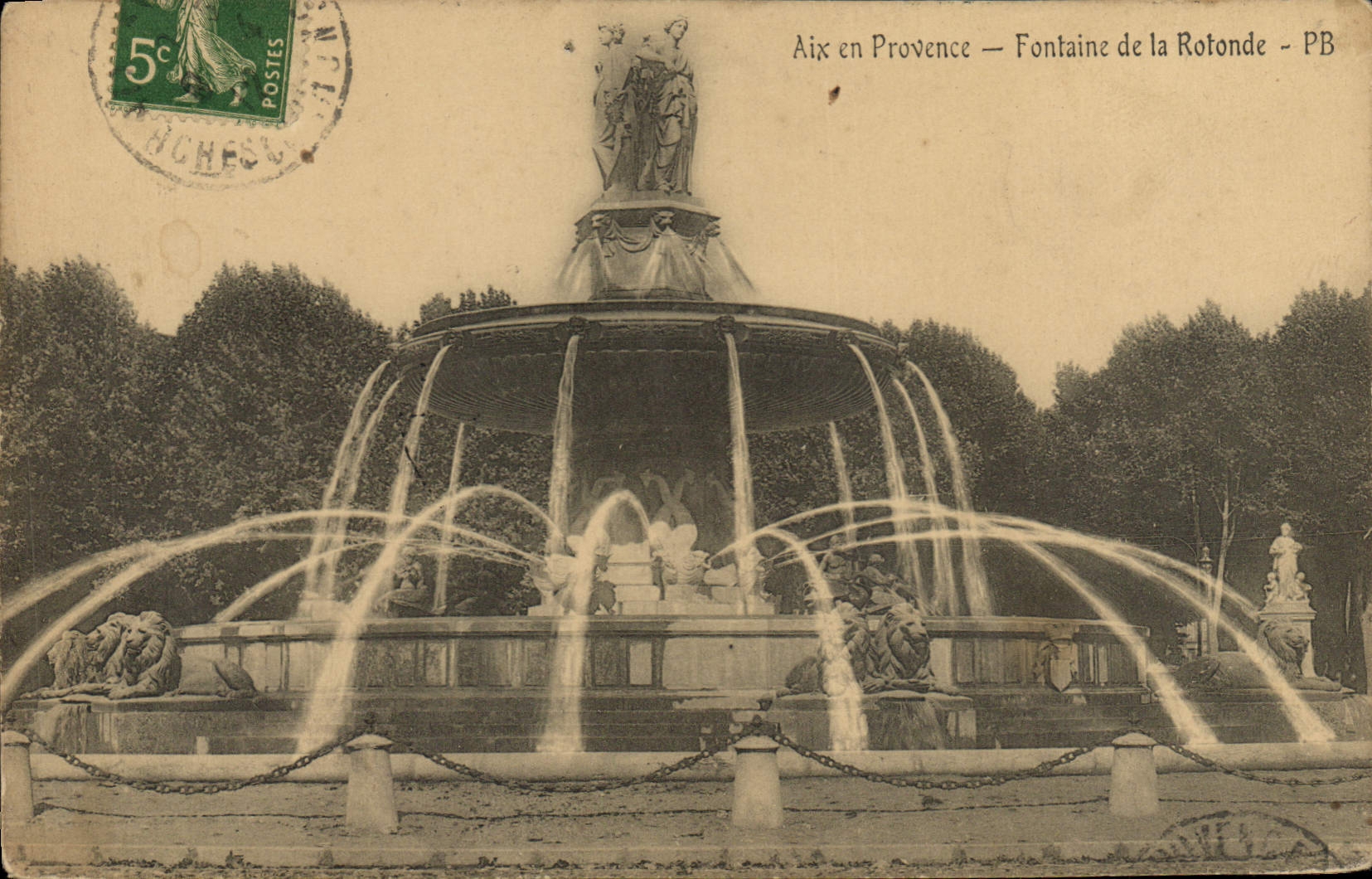 Aix en Provence — Fontaine de la Rotonde — PB