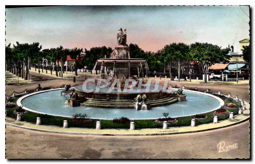 CPA Aix en Provence Grande Fontaine sur la Rotonde 