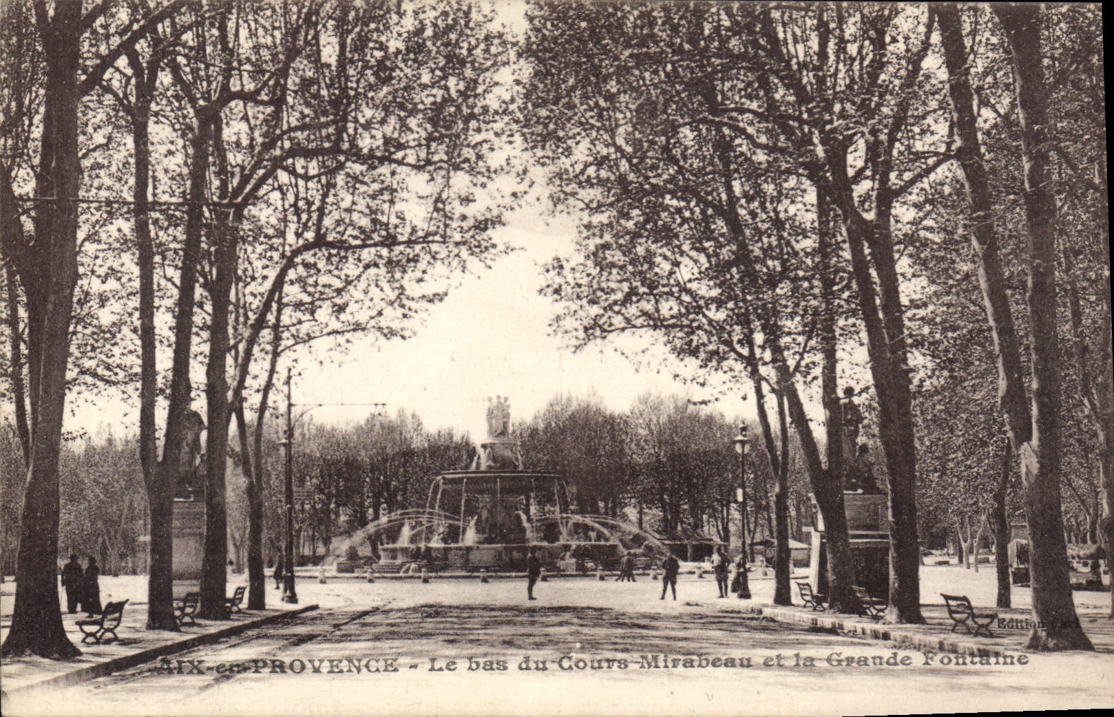 AIX-en-PROVENCE - Le bas du Cours-Mirabeau et la Grande Fontaine — Éditions de la Poste