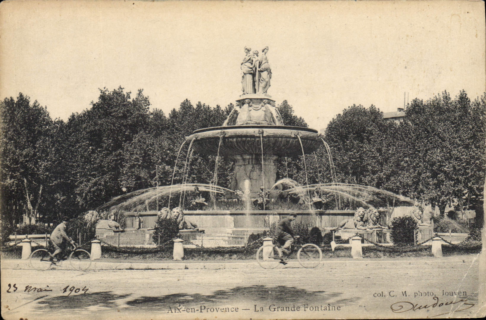 Aix-en-Provence — La Grande Fontaine — col. C. M. foto. Jouven
