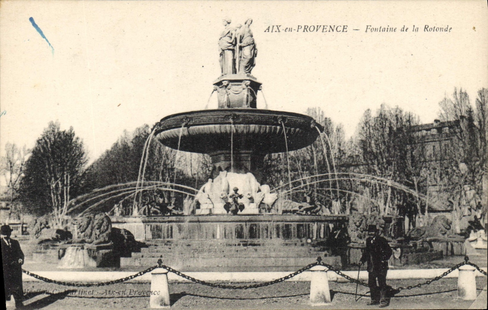 AIX-en-PROVENCE — Fontaine de la Rotonde — Collection C. Martinel