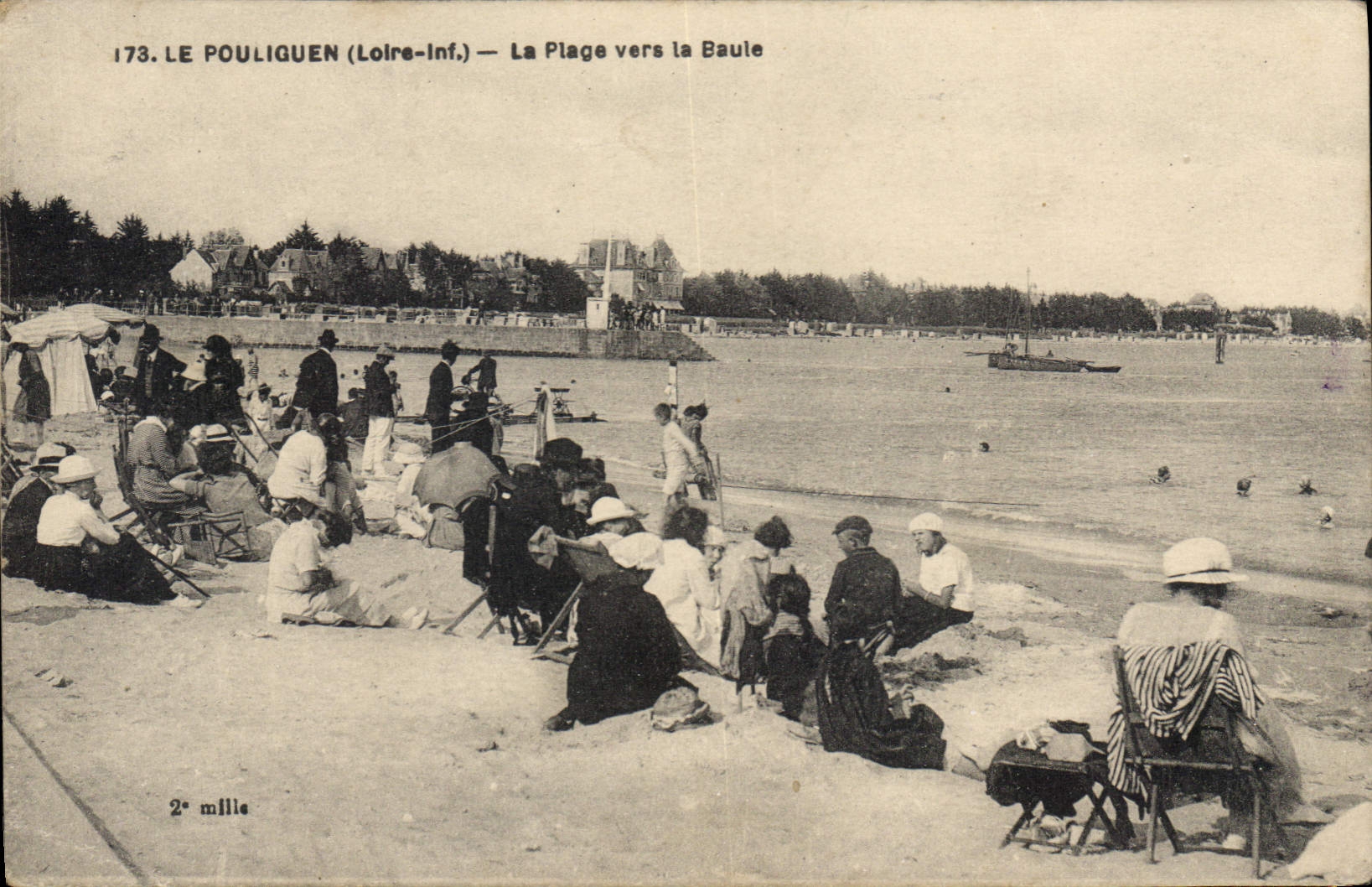 CPA Le Pouliguen Loire Inf La Plage vers la Baule 