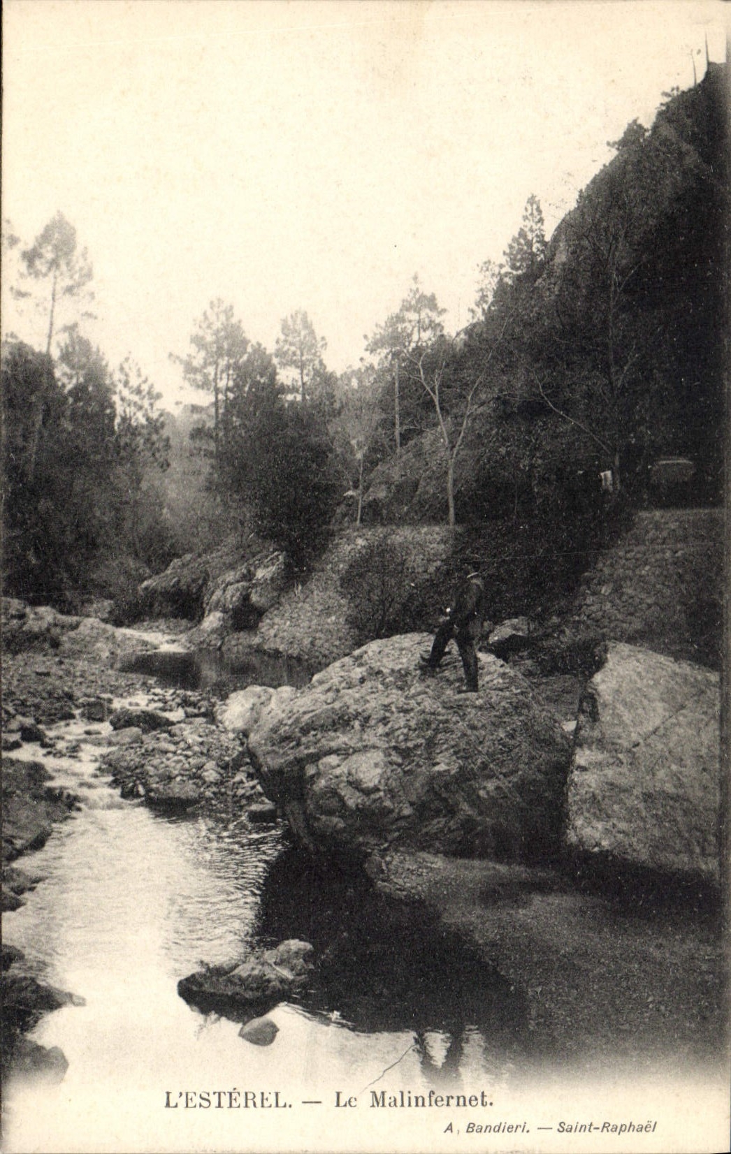 L'ESTÉREL — Le Malinfernet — A. Bandieri — Saint-Raphaël - Anverso