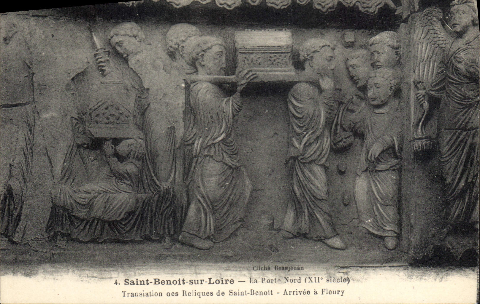 CPA Saint Benoit sur Loire La Porte Nord XI siecle 